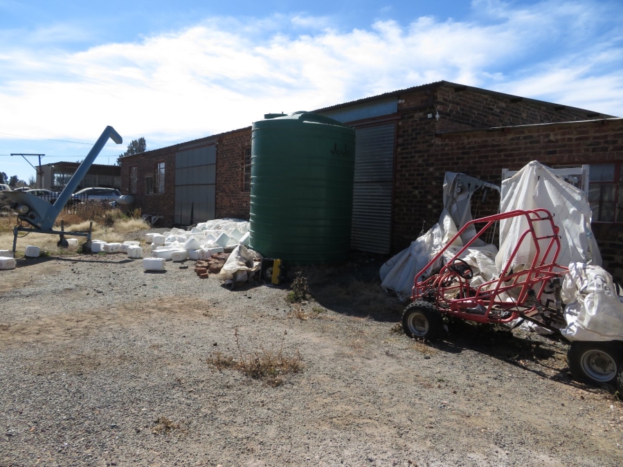  Bedroom Property for Sale in Delareyville North West